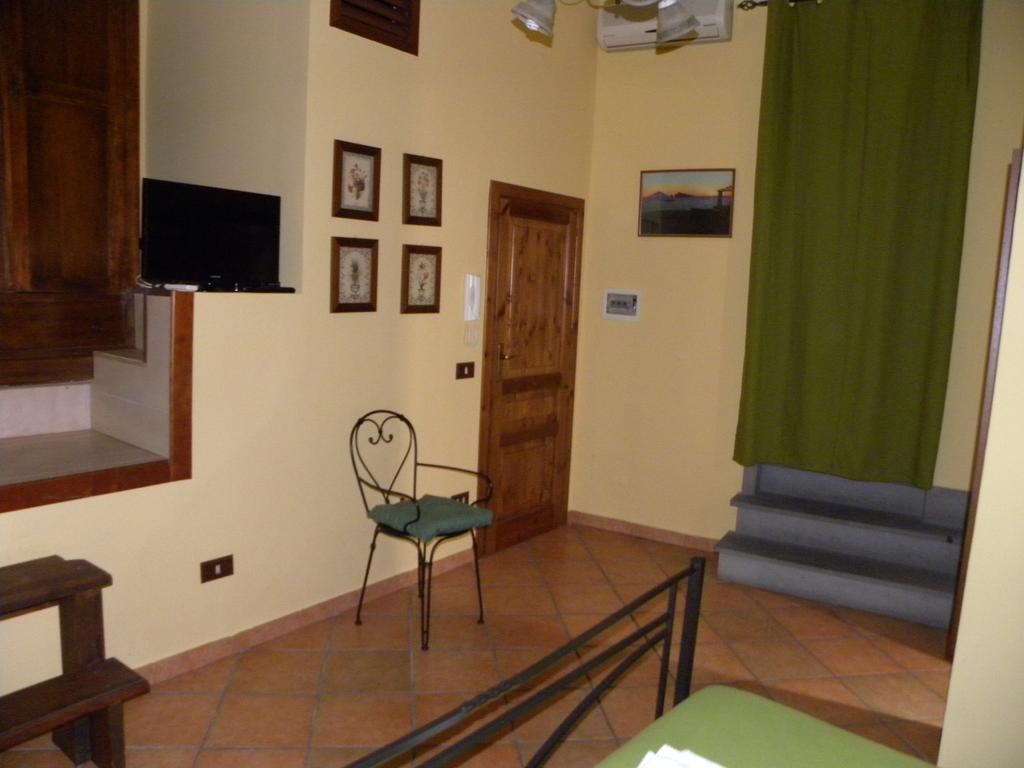 Case Vacanze Albamarina Lipari  Zimmer foto