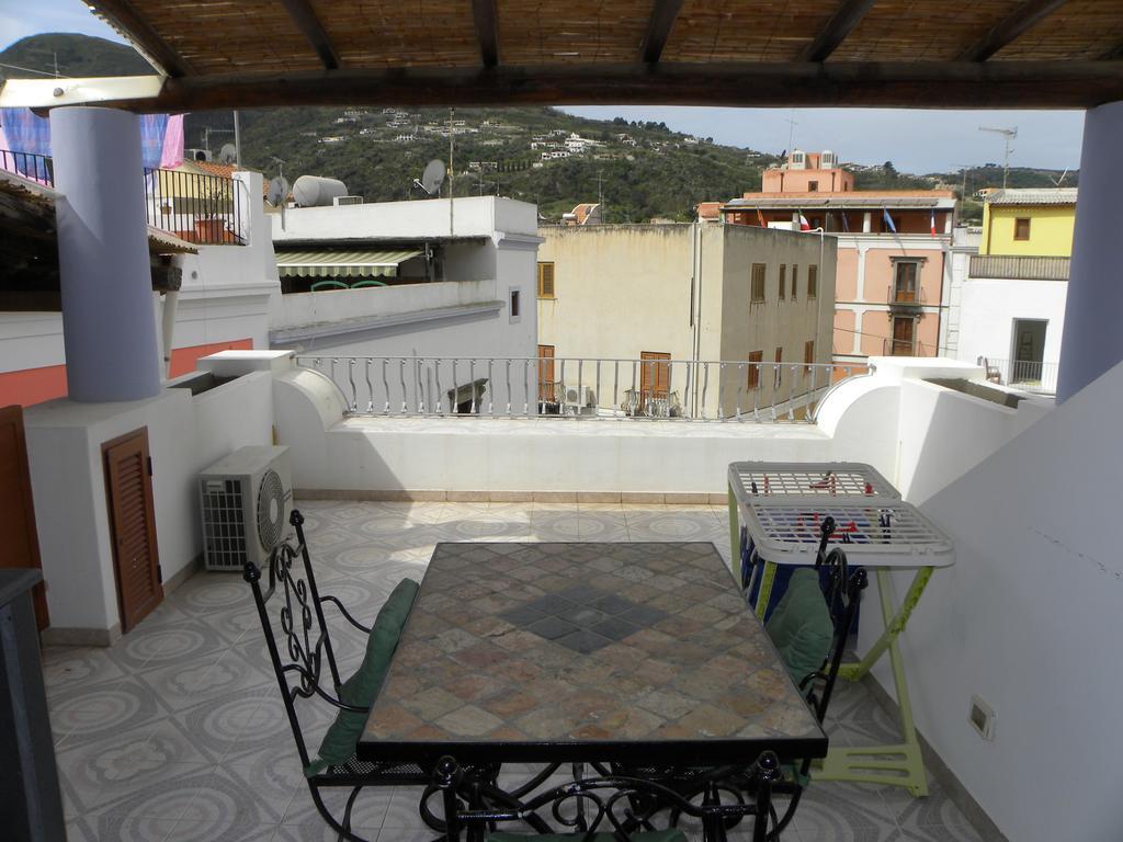 Case Vacanze Albamarina Lipari  Zimmer foto