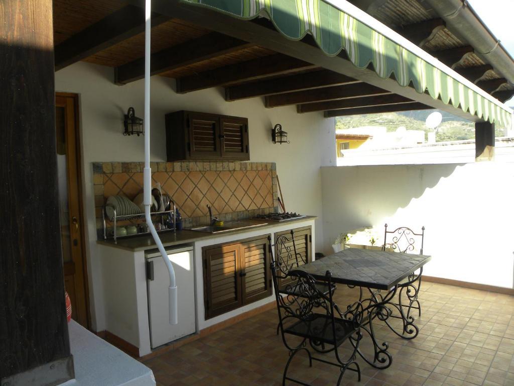 Case Vacanze Albamarina Lipari  Zimmer foto